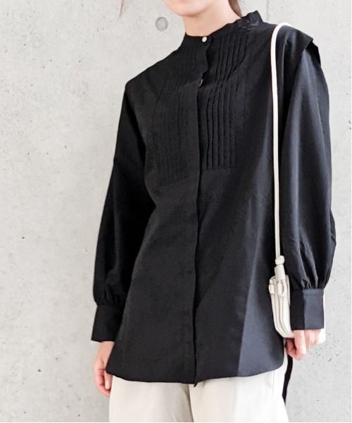 Per sist ence（パーシエンス）の「Per sist ence/パーシエンス　 T/Cツイル ピンタック入りチュニックシャツ（シャツ/ブラウス・レディース・ブラック/オフホワイト/グレイッシュベージュ・FREE）」の16枚目の写真