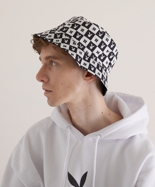 PLAYBOY（プレイボーイ）の「ハフ×プレイボーイリバーシブルバケットハット  HUF×PLAYBOY REVERSIBLE BUCKET HAT HT00566（ハット・メンズ・ブラック・MEDIUM/SMALL）」の5枚目の写真