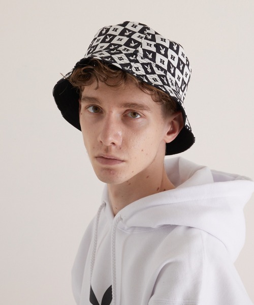 PLAYBOY（プレイボーイ）の「ハフ×プレイボーイリバーシブルバケットハット  HUF×PLAYBOY REVERSIBLE BUCKET HAT HT00566（ハット・メンズ・ブラック・MEDIUM/SMALL）」の7枚目の写真