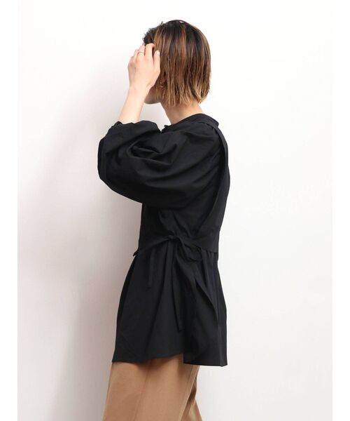 Ungrid(アングリッド)の「ヨークデザインピンタックシャツ(シャツ/ブラウス・レディース・ブラック/オフホワイト/イエロー・FREE)」の15枚目の写真