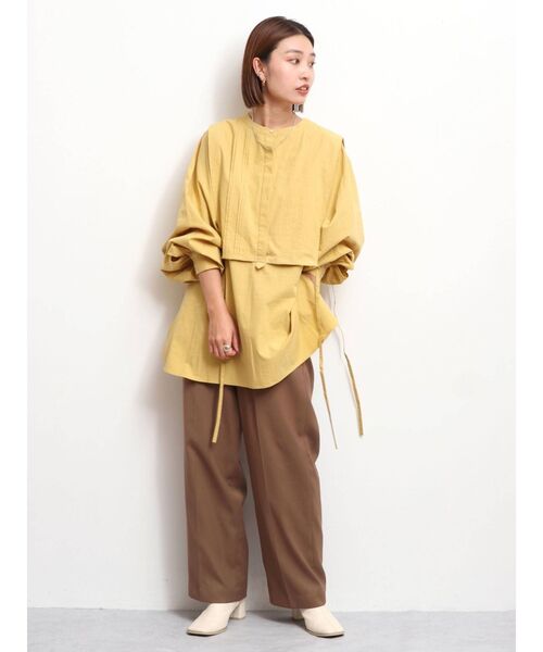 Ungrid(アングリッド)の「ヨークデザインピンタックシャツ(シャツ/ブラウス・レディース・ブラック/オフホワイト/イエロー・FREE)」の12枚目の写真