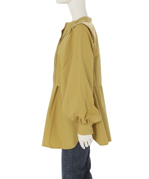 Ungrid(アングリッド)の「ヨークデザインピンタックシャツ(シャツ/ブラウス・レディース・ブラック/オフホワイト/イエロー・FREE)」の8枚目の写真