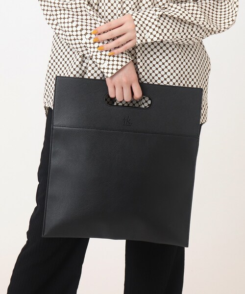 tk.TAKEO KIKUCHI（ティーケータケオキクチ）の「【WEB限定】FLシンプルクラッチ（クラッチバッグ・レディース・ブラック系5/ネイビー/ブラック・00）」の12枚目の写真