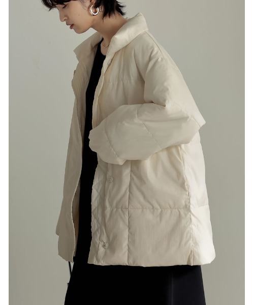 Re:EDIT(リエディ)の「スタンドカラーファイバーダウンジャケット(ダウンジャケット/コート・レディース・ブラック/オフホワイト/モカ/アイボリー・FREE)」の5枚目の写真