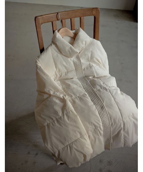 Re:EDIT(リエディ)の「スタンドカラーファイバーダウンジャケット(ダウンジャケット/コート・レディース・ブラック/オフホワイト/モカ/アイボリー・FREE)」の13枚目の写真