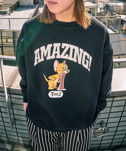 PUBLUX（パブリュクス）の「【PUBLUX/パブリュクス】 別注ジェリープリントクルーネックスウェット/ユニセックス/トムとジェリー（スウェット・メンズ・オフホワイト/グレー/ブラック/ブラウン/グリーン/サックスブルー/ネイビー・SMALL/MEDIUM/LARGE）」の3枚目の写真