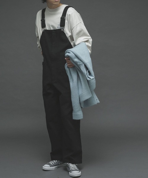 SENSE OF PLACE by URBAN RESEARCH(センスオブプレイスバイアーバンリサーチ)の「チノオーバーオール(サロペット/オーバーオール・メンズ・ブラック/ベージュ・MEDIUM/LARGE)」の2枚目の写真