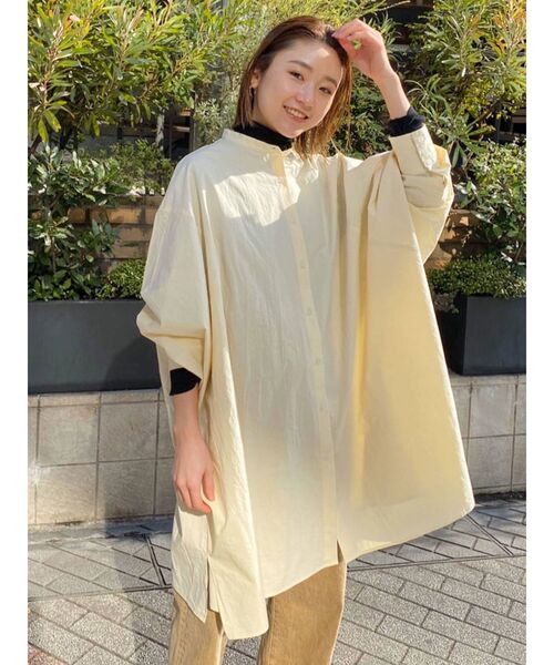 Ungrid(アングリッド)の「ルーズシルエットビックシャツ(シャツ/ブラウス・レディース・オフホワイト/ブラック/イエロー・FREE)」の4枚目の写真