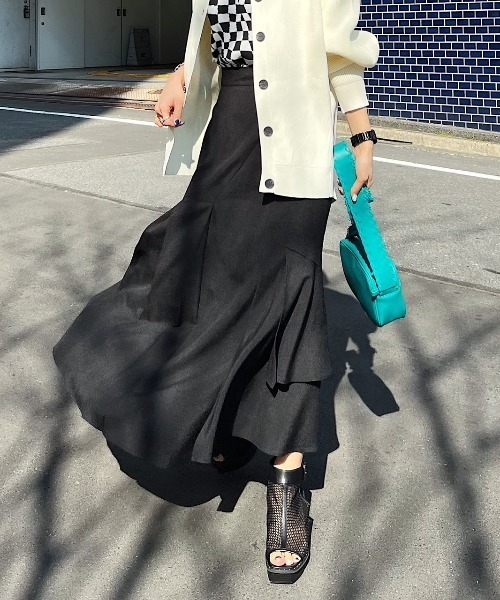 アシメティアードスカート