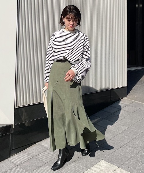 アシメティアードスカート
