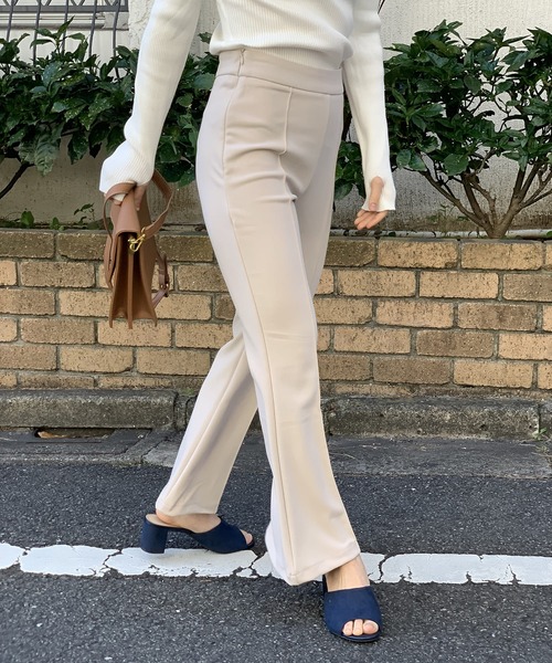 Jewelobe（ジュエローブ）の「カットジョーゼットフレアクロップドパンツ（スラックス・レディース・ブラック/ベージュ・M/S）」の12枚目の写真