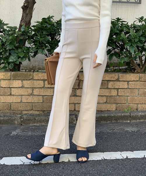 Jewelobe（ジュエローブ）の「カットジョーゼットフレアクロップドパンツ（スラックス・レディース・ブラック/ベージュ・M/S）」の13枚目の写真