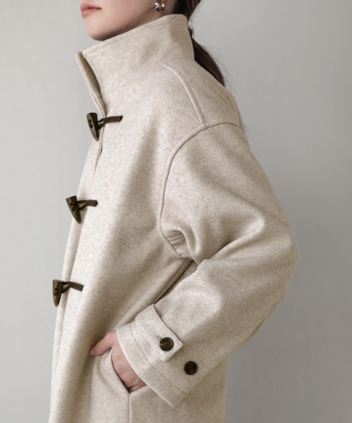 Bou Jeloud(ブージュルード)の「スタンドロングコート(ステンカラーコート・レディース・ブルー/ナチュラル・38)」の5枚目の写真