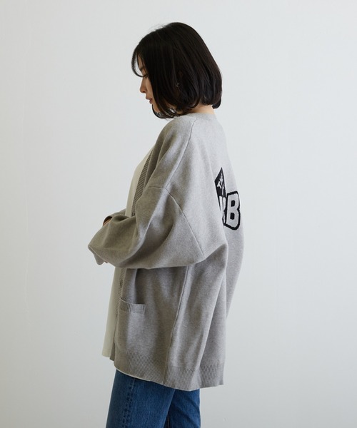 VIBGYOR（ヴィブジョー）の「VIBGYOR Select/JQD V/Nカーデ(BL)（カーディガン/ボレロ・メンズ・グレー/レッド・LARGE/MEDIUM）」の4枚目の写真