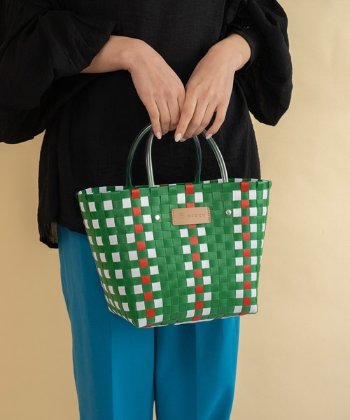 VitaFelice(ヴィータフェリーチェ)の「ミニメルカドバッグ トートバッグ(かごバッグ・レディース・グリーン/ホワイト/レッド/ブルー/イエロー・FREE)」の3枚目の写真