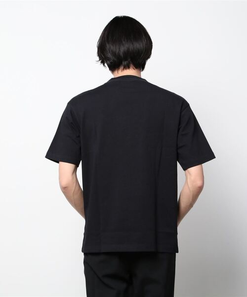 SCOTCH&SODA(スコッチアンドソーダ)の「アートワークプリントTシャツ【164525】(Tシャツ/カットソー・メンズ・ホワイト/ブラック・MEDIUM/X-LARGE/SMALL/LARGE)」の4枚目の写真