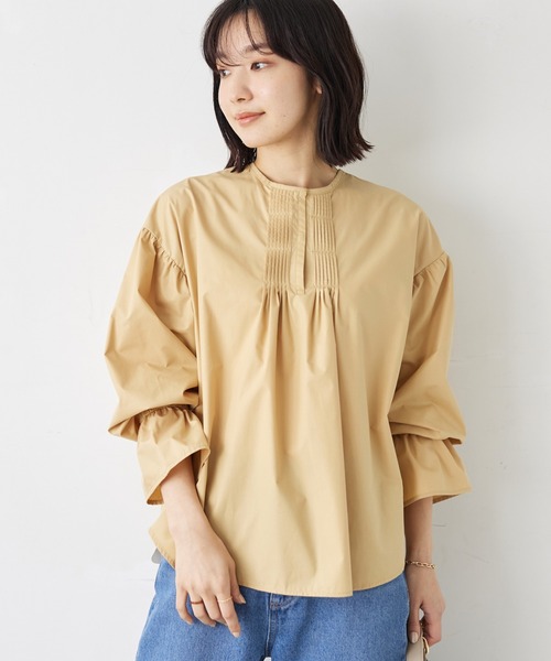 Green　Parks（グリーンパークス）の「・furry rate 2wayピンタックブラウス（シャツ/ブラウス・レディース・ベージュ/オフホワイト/ピンク/グリーン・FREE）」の2枚目の写真