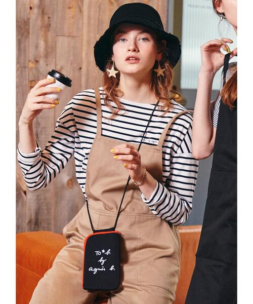 To b. by agnes b.(トゥービーバイアニエスベー)の「WS98 POCHETTE ロゴマルチポシェット(バックパック/リュック・レディース・ブラック・FREE)」の10枚目の写真