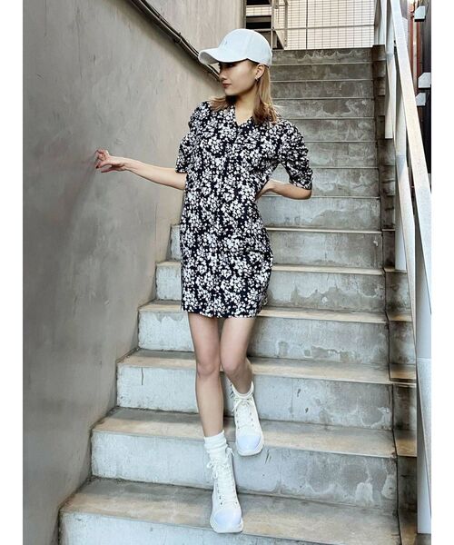 EMODA（エモダ）の「ロゴルーズソックス（ソックス/靴下・レディース・ブラック/ホワイト・FREE）」の4枚目の写真