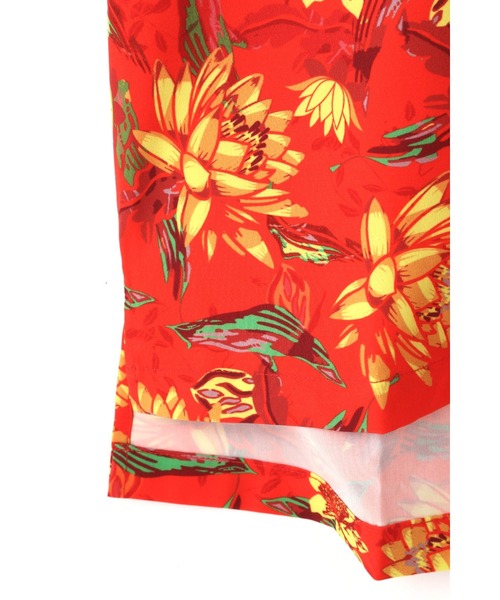 BLUE TORNADO（ブルートルネード）の「BLUE TORNADO∴フラワープリントアロハシャツ（シャツ/ブラウス・メンズ・レッド・M）」の10枚目の写真