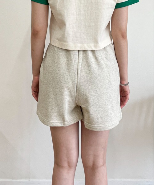 EPIMI E'PIMMY（エピミエピミー）の「配色コードスウェットショートパンツ（スウェットパンツ・レディース・ネイビー/オートミール/杢グレー・MEDIUM）」の6枚目の写真