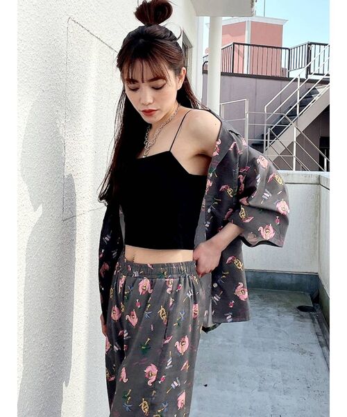 GYDA(ジェイダ)の「【セットアップ着用可】ORIGINAL BEACH PATTERN ハーフスリーブシャツ(シャツ/ブラウス・レディース・チャコールグレー/オフホワイト・FREE)」の6枚目の写真