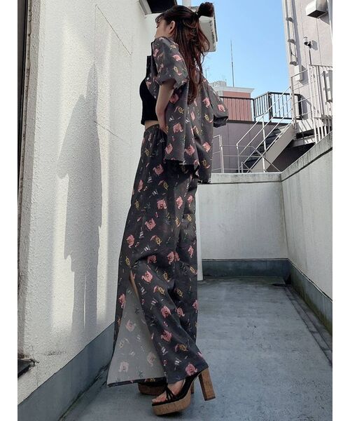 GYDA(ジェイダ)の「【セットアップ着用可】ORIGINAL BEACH PATTERN ハーフスリーブシャツ(シャツ/ブラウス・レディース・チャコールグレー/オフホワイト・FREE)」の9枚目の写真