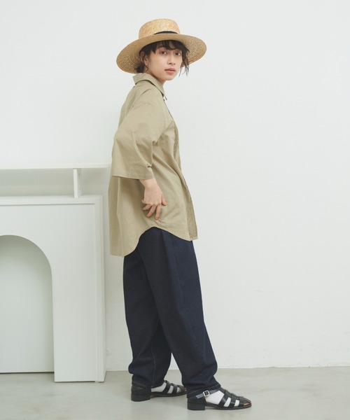Libra Cue（リブラ キュー）の「“クラシックキューバシャツ”　　　　　　　　　　　　　　　　　　　　　　　　　薄手で着心地のいいコットン100%素材、さりげないピンタックデザインがポイントのキューバシャツ（シャツ/ブラウス・レディース・グリーン/ブラック/ベージュ・FREE）」の13枚目の写真