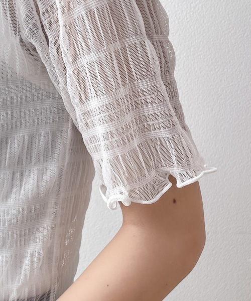 classicalelf(クラシカルエルフ)の「上級者魅え。2wayシャーリングシアー素材ハイネックトップス(半袖)(Tシャツ/カットソー・レディース・ホワイト/ブラック/クリーム・MEDIUM/LARGE)」の20枚目の写真