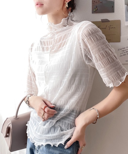 classicalelf(クラシカルエルフ)の「上級者魅え。2wayシャーリングシアー素材ハイネックトップス(半袖)(Tシャツ/カットソー・レディース・ホワイト/ブラック/クリーム・MEDIUM/LARGE)」の6枚目の写真