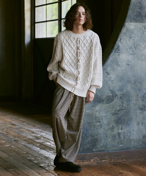 CASPER JOHN（キャスパージョン）の「Both sides lace knit/ボースサイズレースニット（ニット/セーター・メンズ・グリーン/レッド/ホワイト/ブラック・SMALL/MEDIUM/LARGE）」の8枚目の写真