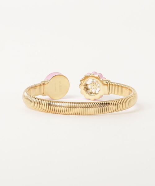 Guess(ゲス)の「MAD ABOUT GOLD 4G & Cz Bangle(バングル/リストバンド・レディース・ホワイト/ピンク・SMALL)」の5枚目の写真