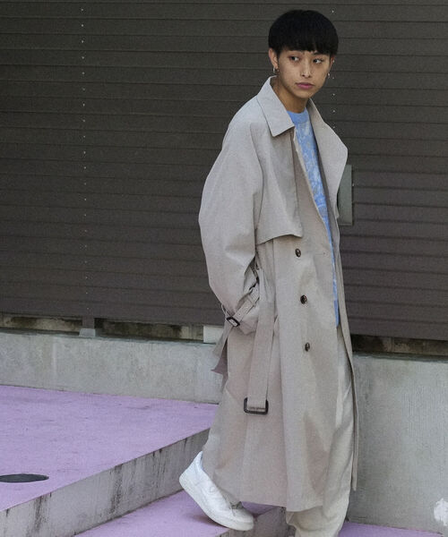 BeAMS DOT(ビームスドット)の「【WEB限定】BeAMS DOT / ビッグシルエット トレンチコート(トレンチコート・メンズ・ブラック/ベージュ・MEDIUM/LARGE)」の8枚目の写真