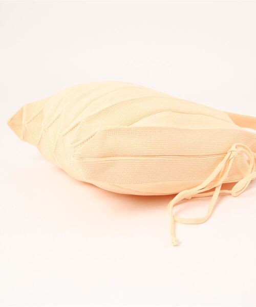 ap retro(アプレトロ)の「プリーツニットバッグ(ハンドバッグ・レディース・ネイビー/レッド/ブルー/グリーン/アイボリー・FREE)」の20枚目の写真