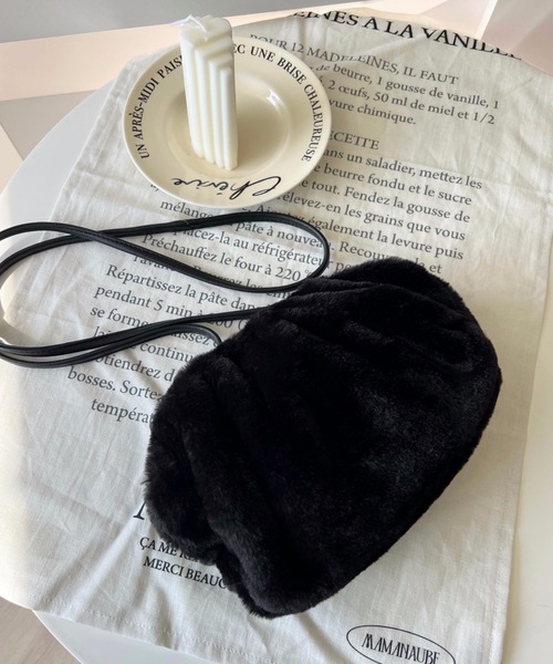 moment+（モーメントプラス）の「クラウドファーミニショルダーバッグ（ショルダーバッグ・レディース・アイボリー/パープル/ブラック・FREE）」の5枚目の写真