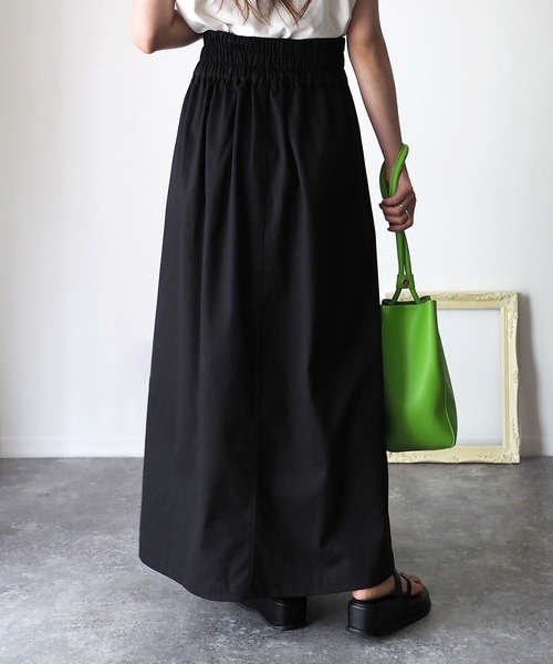 Riberry（リベリー）の「ハイウエストタックAラインスカート（スカート・レディース・ブラック/ベージュ/カーキ・MEDIUM）」の7枚目の写真