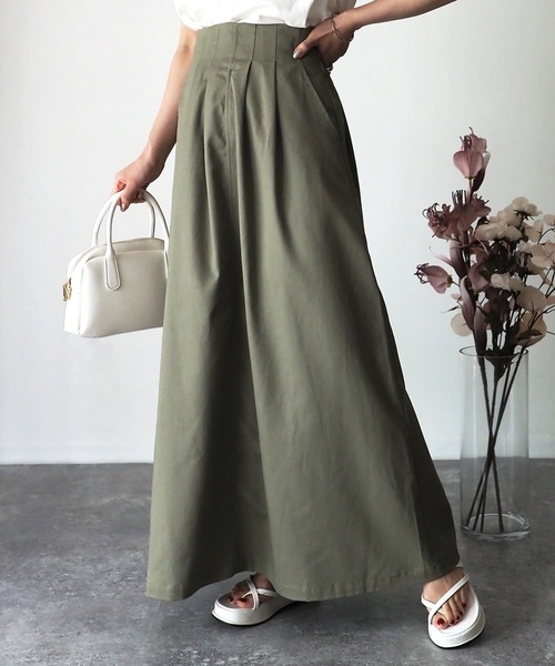 Riberry（リベリー）の「ハイウエストタックAラインスカート（スカート・レディース・ブラック/ベージュ/カーキ・MEDIUM）」の9枚目の写真