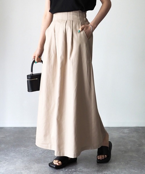 Riberry（リベリー）の「ハイウエストタックAラインスカート（スカート・レディース・ブラック/ベージュ/カーキ・MEDIUM）」の14枚目の写真