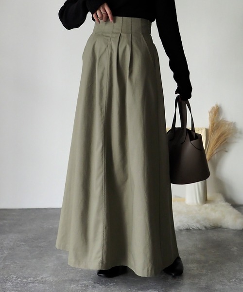 Riberry（リベリー）の「ハイウエストタックAラインスカート（スカート・レディース・ブラック/ベージュ/カーキ・MEDIUM）」の20枚目の写真