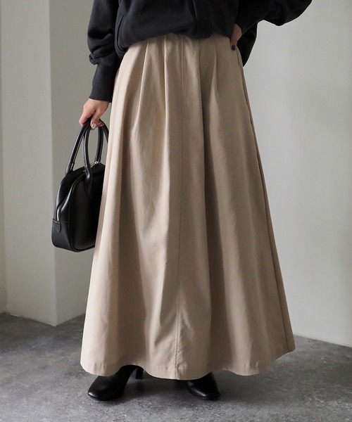 Riberry（リベリー）の「ハイウエストタックAラインスカート（スカート・レディース・ブラック/ベージュ/カーキ・MEDIUM）」の22枚目の写真