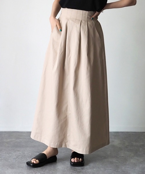 Riberry（リベリー）の「ハイウエストタックAラインスカート（スカート・レディース・ブラック/ベージュ/カーキ・MEDIUM）」の17枚目の写真