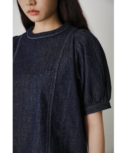 AZUL by moussy（アズールバイマウジー）の「DENIM PUFF BLOUSE/デニムパフブラウス（Tシャツ/カットソー・レディース・ブラック/ワンウォッシュ・SMALL/MEDIUM）」の19枚目の写真