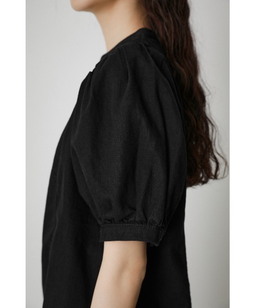 AZUL by moussy（アズールバイマウジー）の「DENIM PUFF BLOUSE/デニムパフブラウス（Tシャツ/カットソー・レディース・ブラック/ワンウォッシュ・SMALL/MEDIUM）」の11枚目の写真