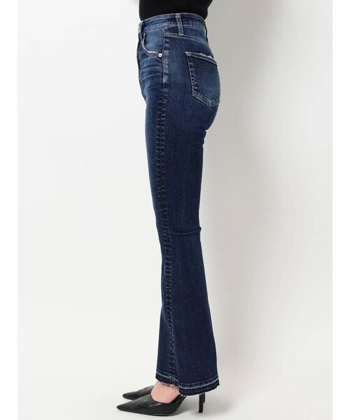 GYDA(ジェイダ)の「ハイウエスト SHAPELY LINEフレアデニムパンツ(デニムパンツ・レディース・ブラック/インディゴブルー・X-SMALL/SMALL/MEDIUM)」の11枚目の写真