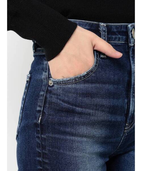 GYDA(ジェイダ)の「ハイウエスト SHAPELY LINEフレアデニムパンツ(デニムパンツ・レディース・ブラック/インディゴブルー・X-SMALL/SMALL/MEDIUM)」の16枚目の写真