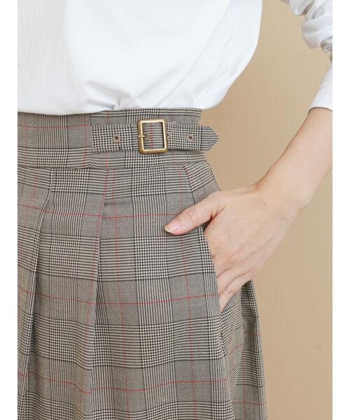 Te chichi（テチチ）の「サイドバックルタックスカート【セットアップ可】（スカート・レディース・ベージュ/ネイビー/ブラウン・SMALL/MEDIUM）」の21枚目の写真
