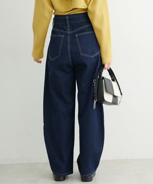 FREE'S MART（フリーズマート）の「◇デニムエッグパンツ（デニムパンツ・レディース・ライトインディゴブルー/ワンウォッシュ・MEDIUM/SMALL）」の22枚目の写真