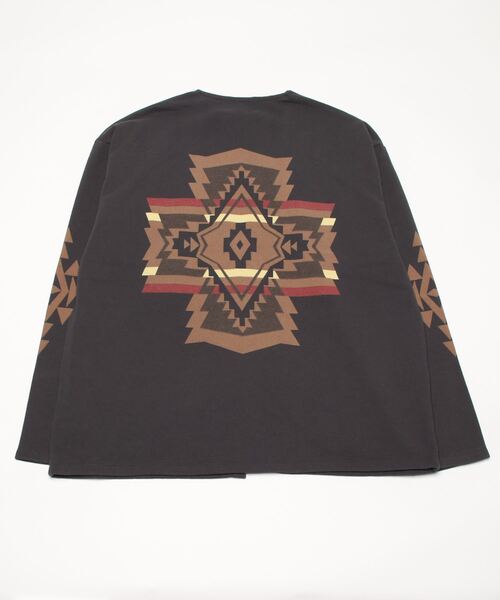 PENDLETON(ペンドルトン)の「PENDLETON/ペンドルトン バックプリントスウェットカーディガン BACK PRINT SWEAT CARDIGAN 2475-9006(カーディガン/ボレロ・レディース・チャコールグレー/ライトベージュ・M/L)」の5枚目の写真