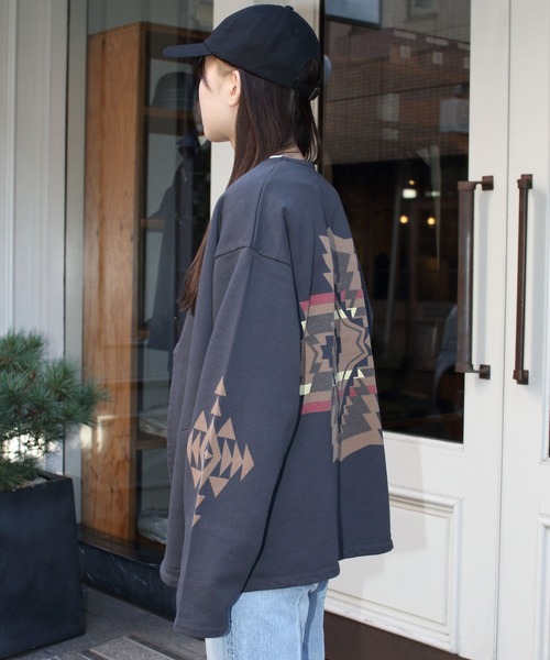 PENDLETON(ペンドルトン)の「PENDLETON/ペンドルトン バックプリントスウェットカーディガン BACK PRINT SWEAT CARDIGAN 2475-9006(カーディガン/ボレロ・レディース・チャコールグレー/ライトベージュ・M/L)」の7枚目の写真