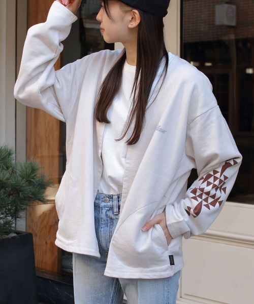 PENDLETON(ペンドルトン)の「PENDLETON/ペンドルトン バックプリントスウェットカーディガン BACK PRINT SWEAT CARDIGAN 2475-9006(カーディガン/ボレロ・レディース・チャコールグレー/ライトベージュ・M/L)」の14枚目の写真